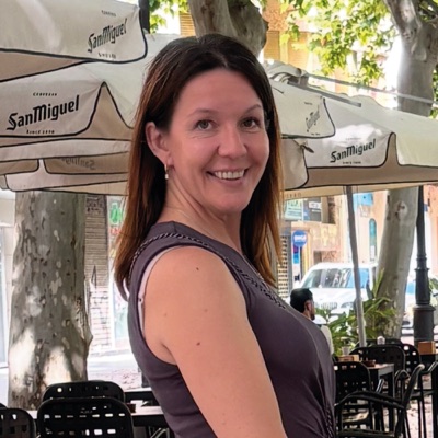 Anna Malcova — Estratega lingüística · Experta en localización, SEO7.ES