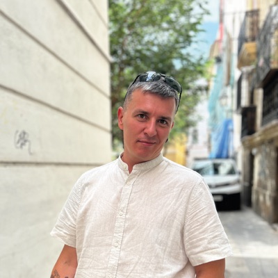 Evgenii Slepinin — Fundador · Arquitecto de sistemas · Lead Developer, SEO7.ES